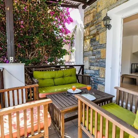 빌라 The Ultimate In An Ideal Location, Bodrum 1001 *